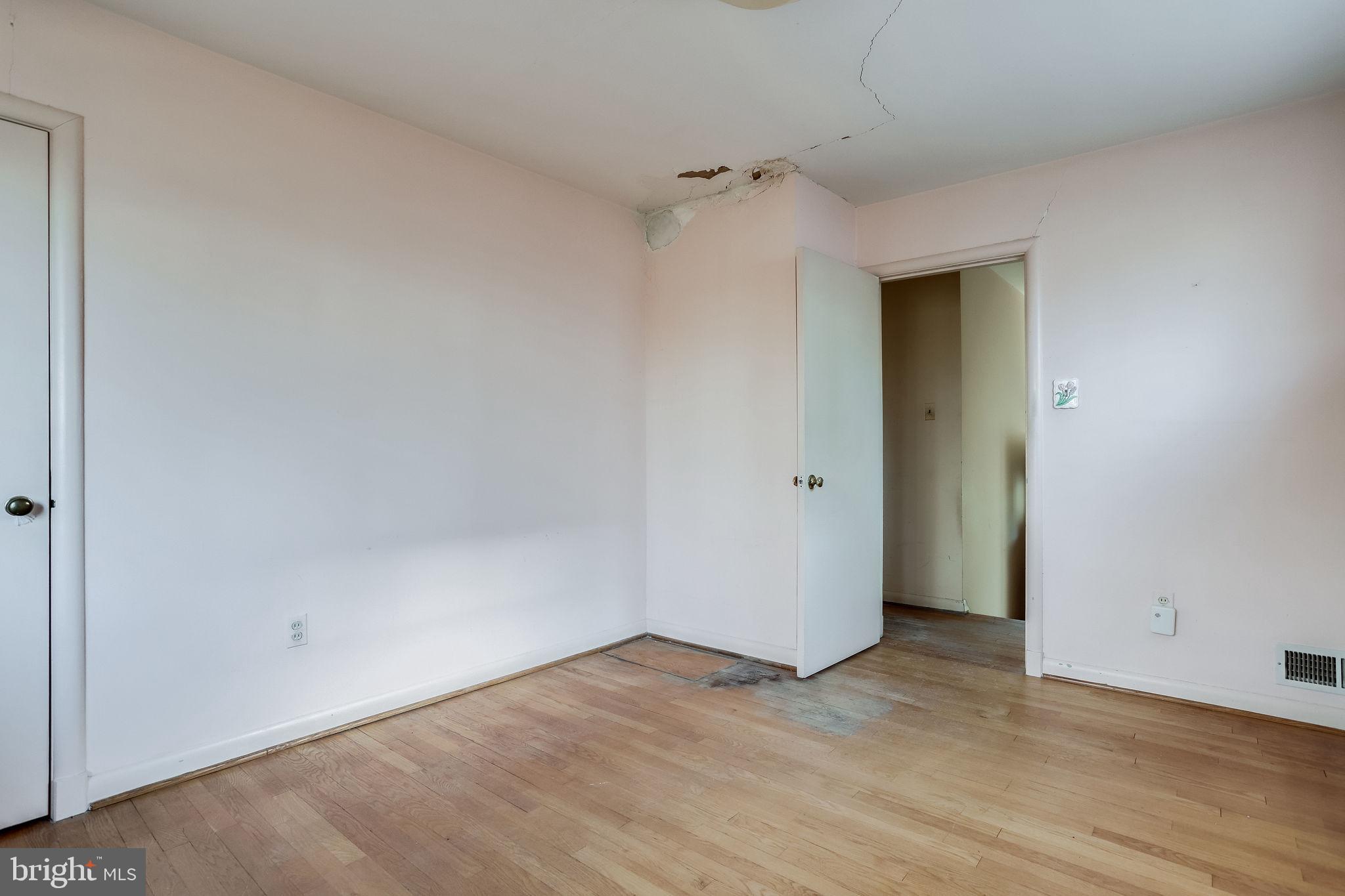 DOUGLAS PARK - Residential