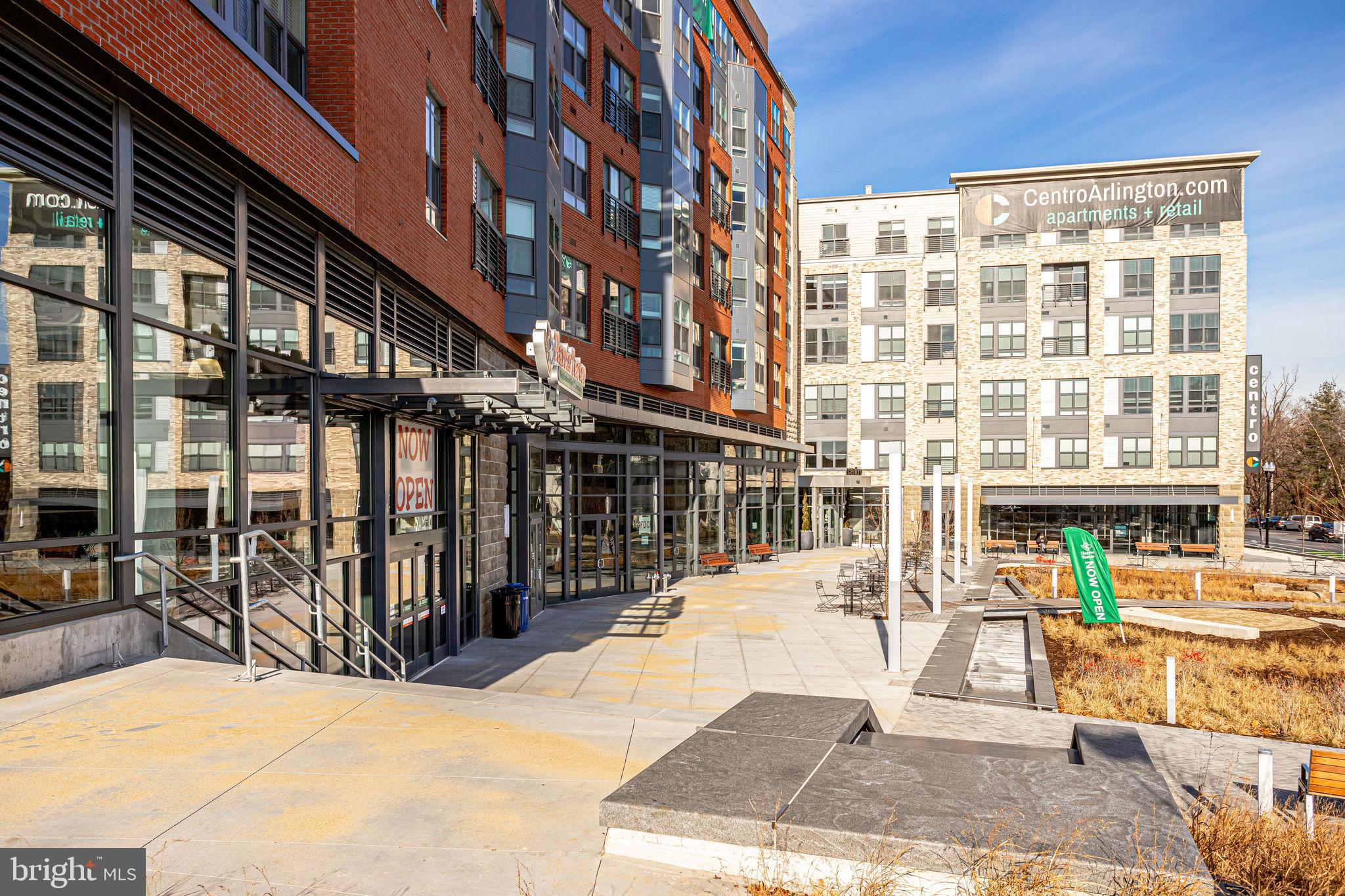 DOUGLAS PARK - Residential