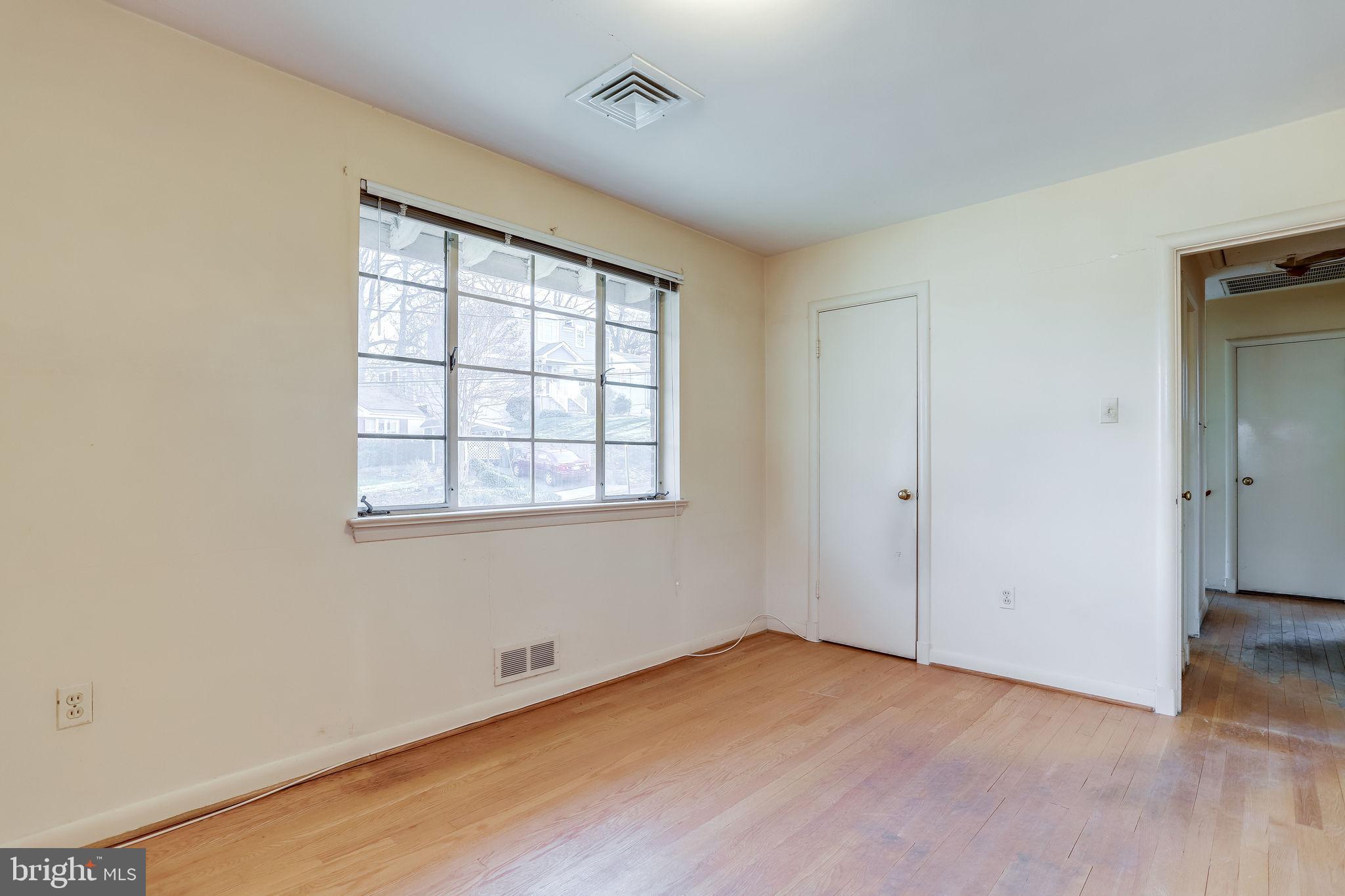 DOUGLAS PARK - Residential