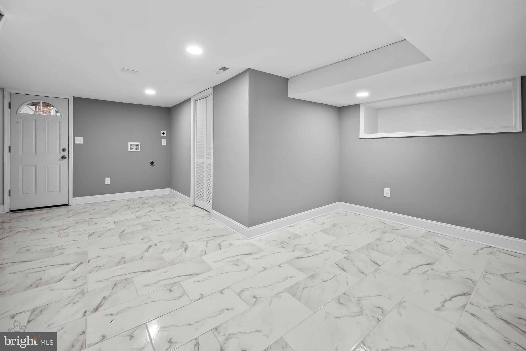 GERMANTOWN - Residential