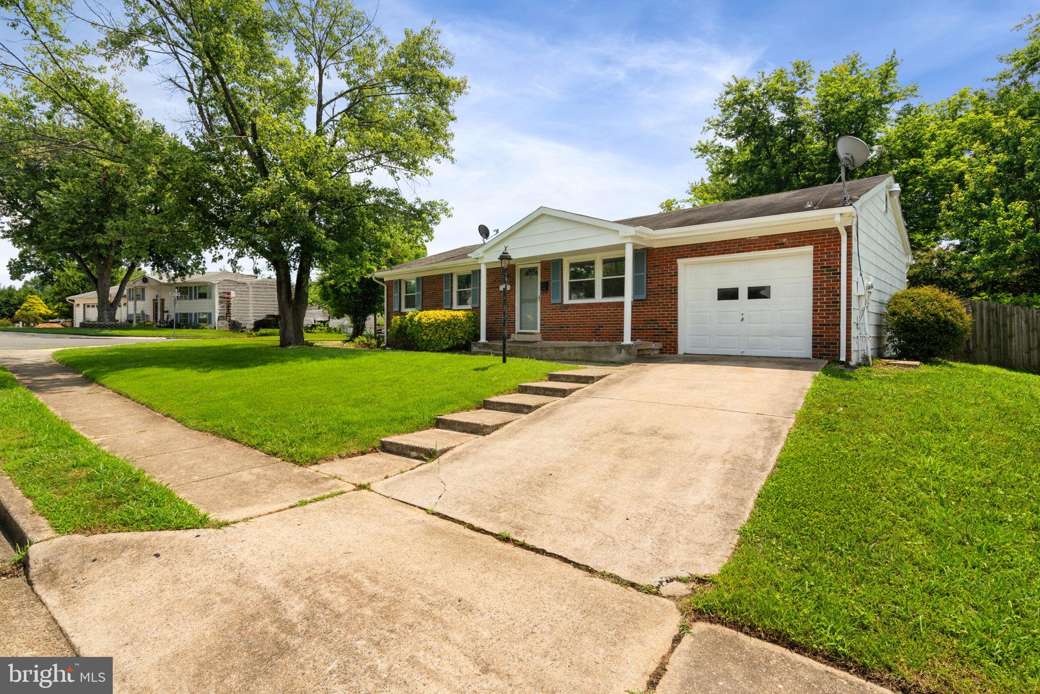 13223 HAWTHORN LANE