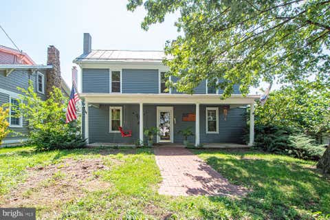 Homes For Sale - 202 Shenandoah Avenue<br/> EDINBURG, VA 22824