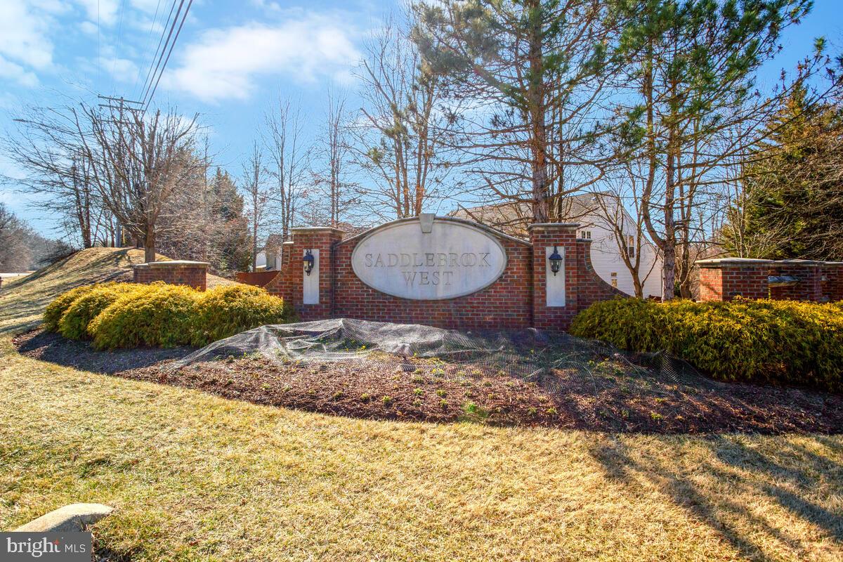 SADDLEBROOK WEST - Residential