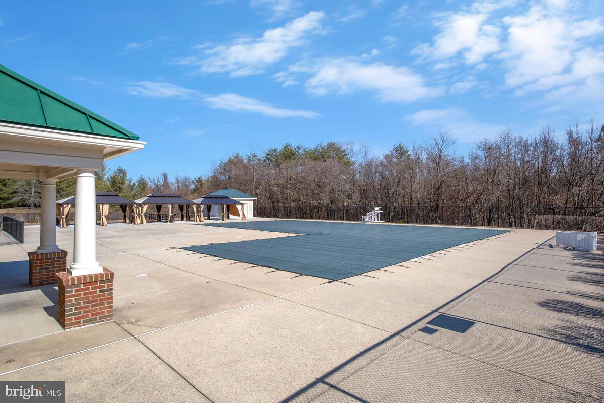 SADDLEBROOK WEST - Residential