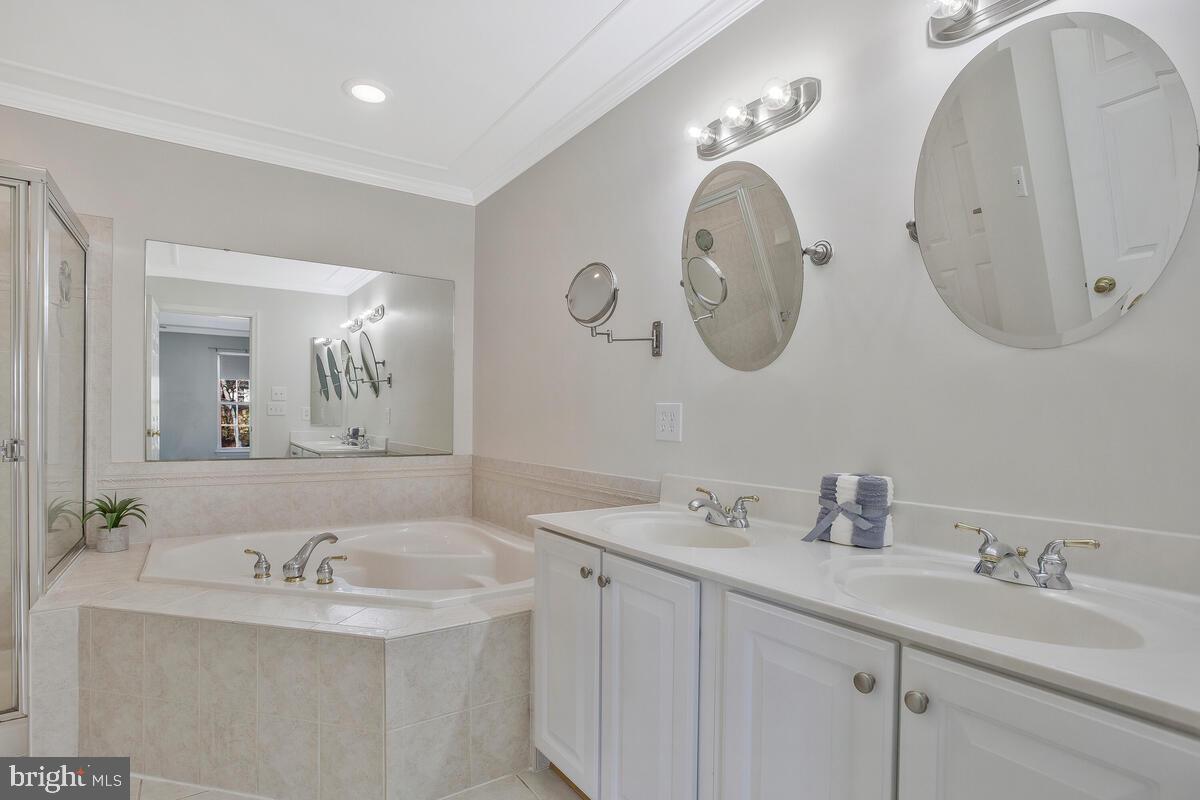 SADDLEBROOK WEST - Residential