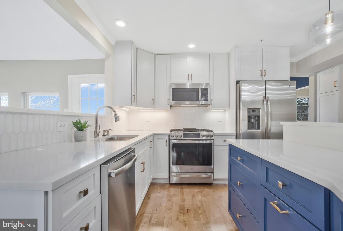 SADDLEBROOK WEST - Residential