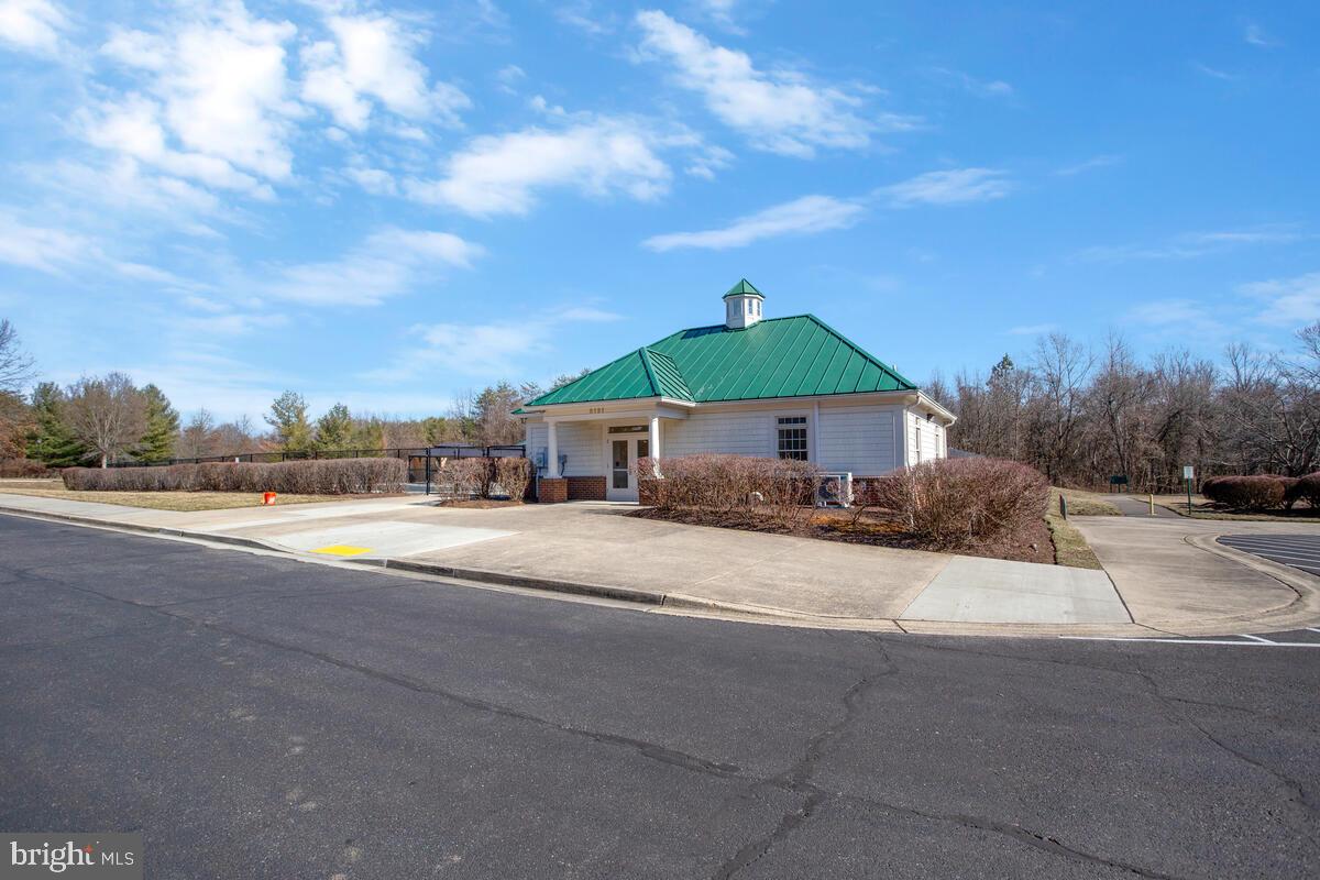 SADDLEBROOK WEST - Residential