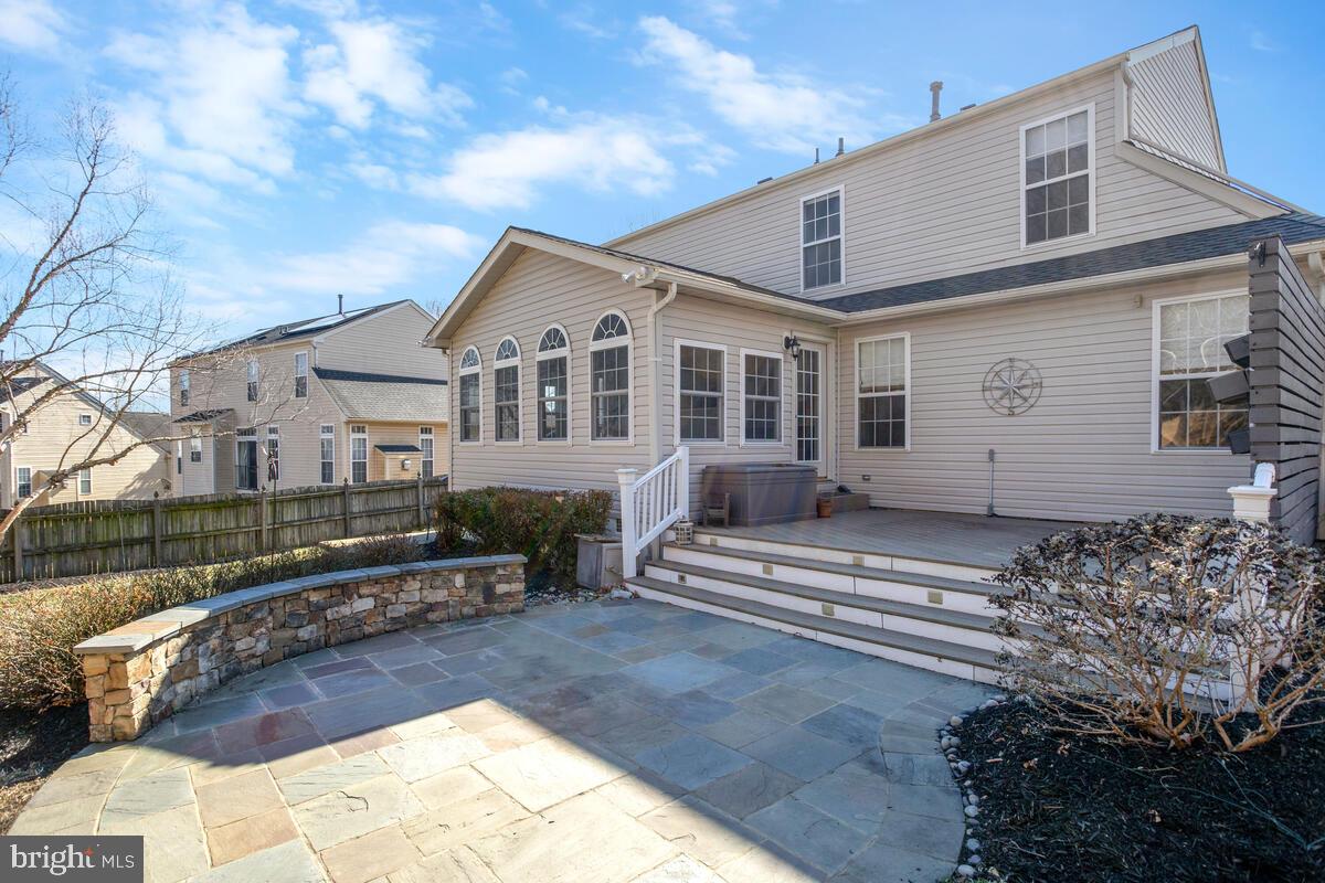 SADDLEBROOK WEST - Residential