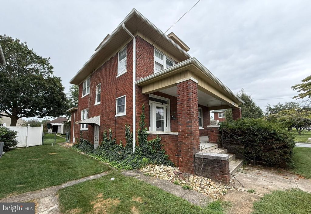 Photo of 629 Hellam Street, WRIGHTSVILLE, PA 17368 (MLS # PAYK2088524)