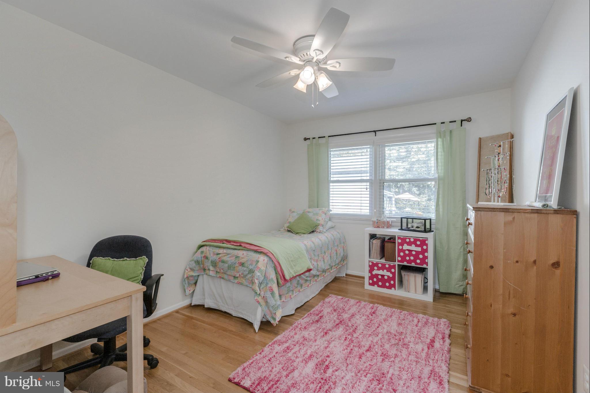 MC LEAN HAMLET - Residential