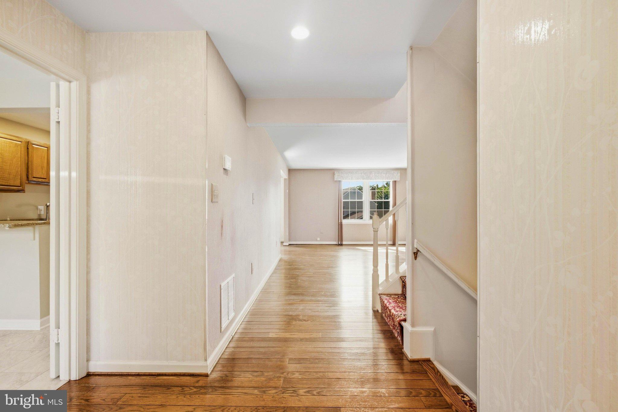 5816 EDSON LANE
