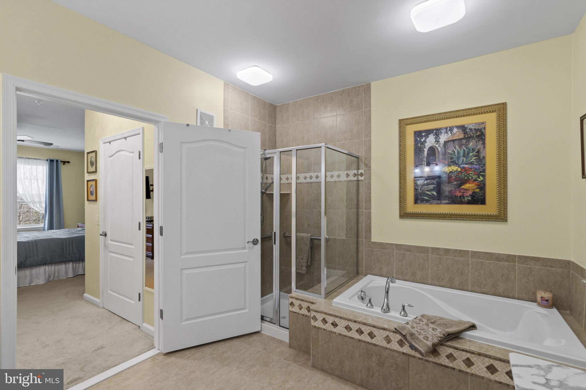 CARROLLS CREEK - Residential