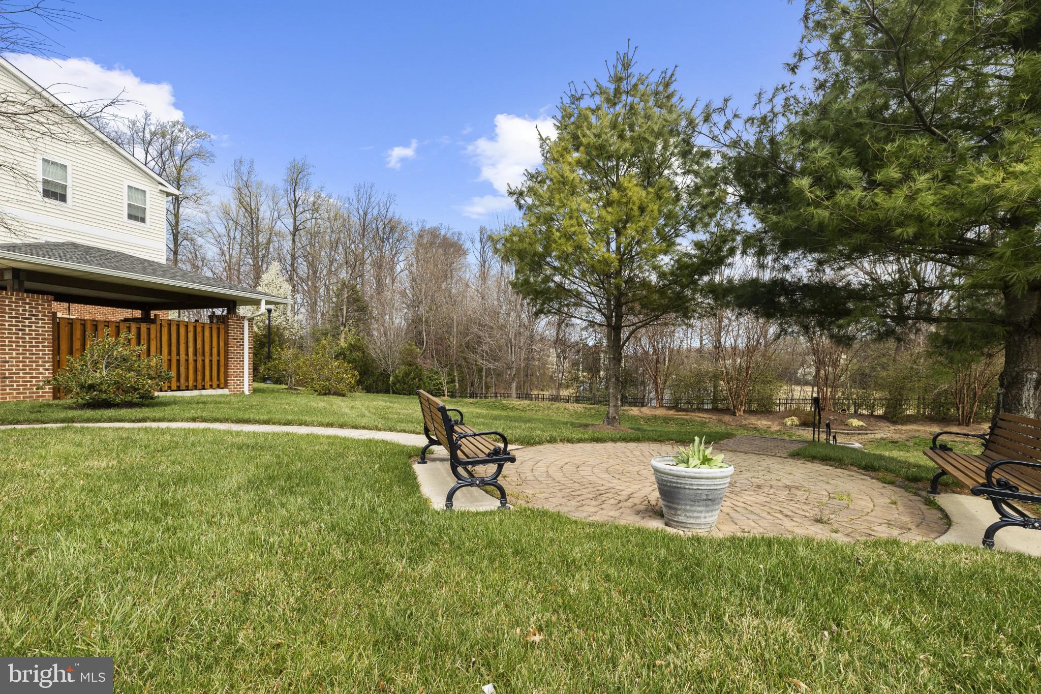 CARROLLS CREEK - Residential