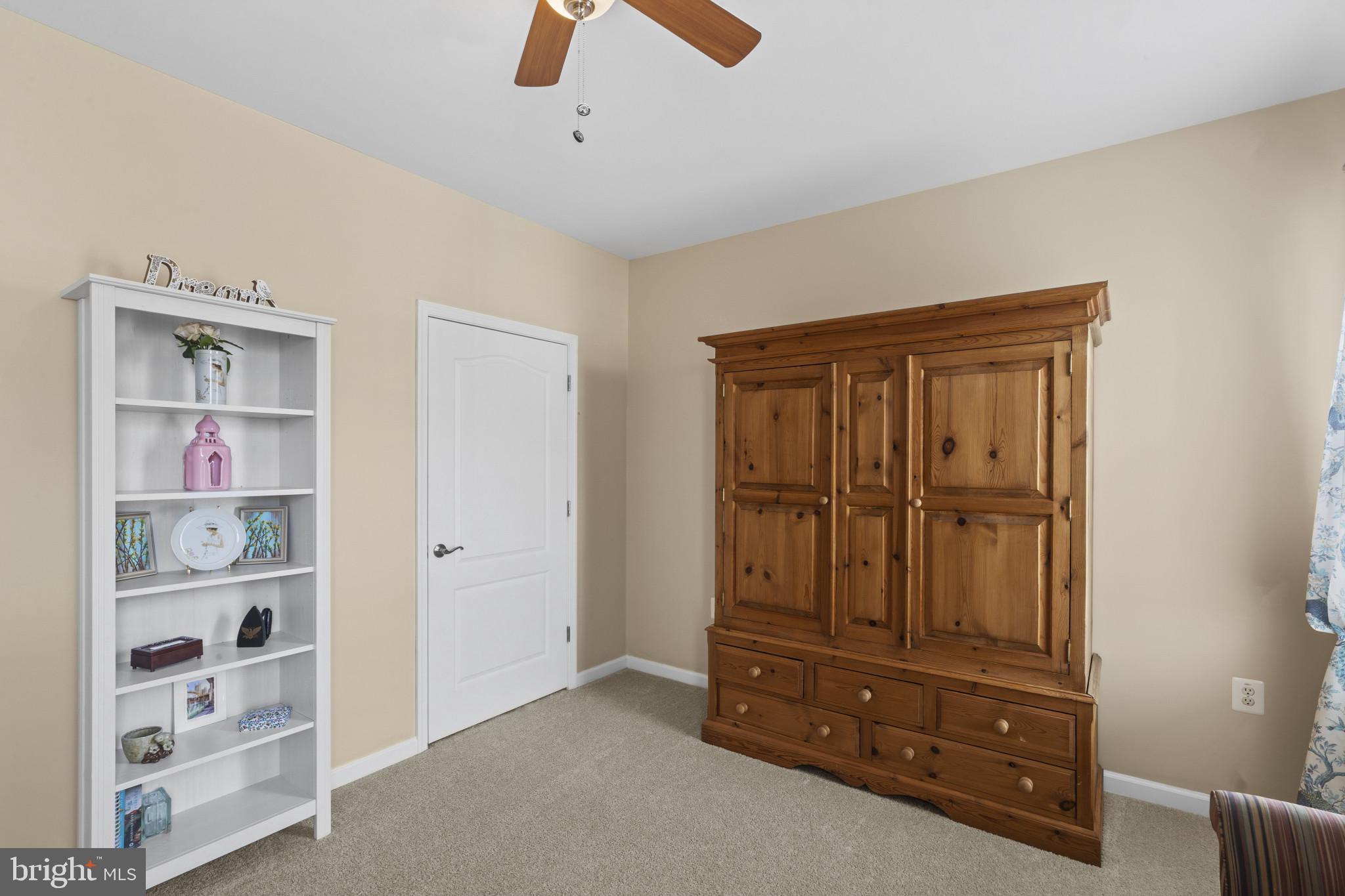 CARROLLS CREEK - Residential