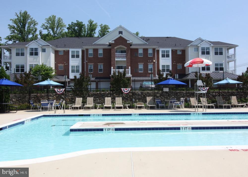 CARROLLS CREEK - Residential