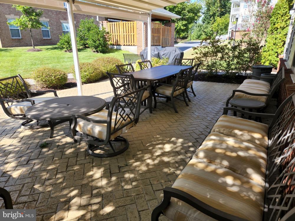 CARROLLS CREEK - Residential