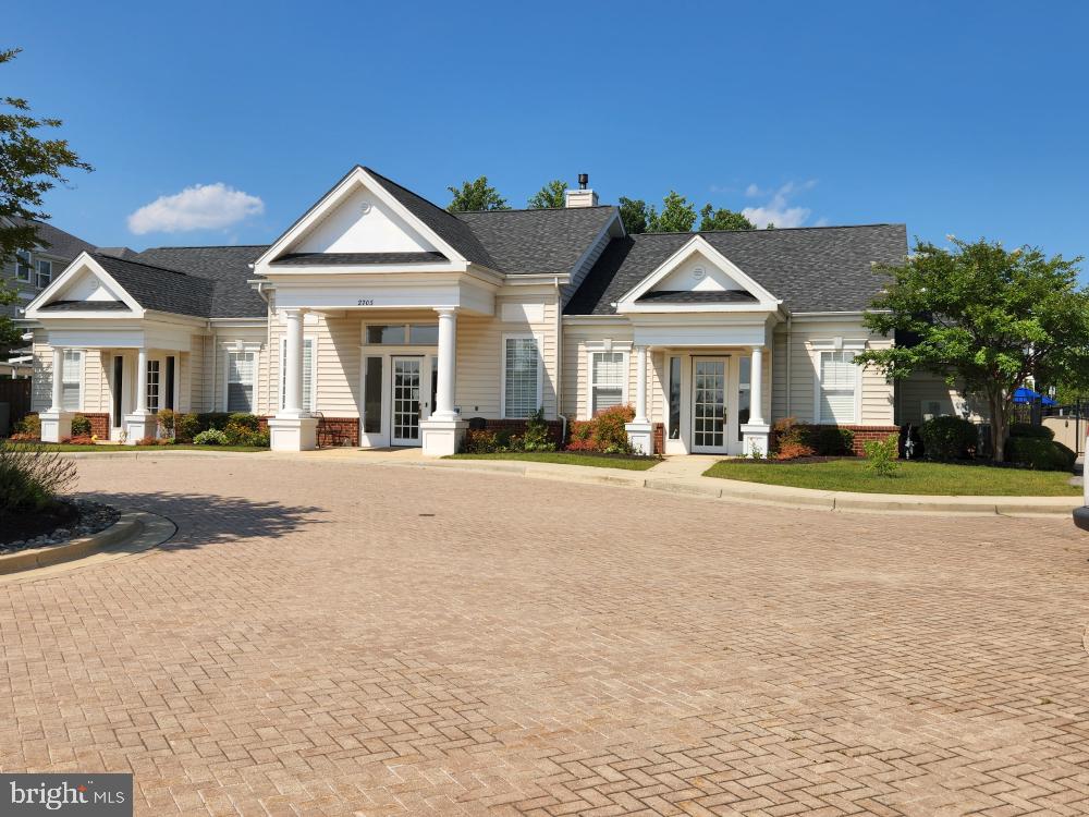 CARROLLS CREEK - Residential