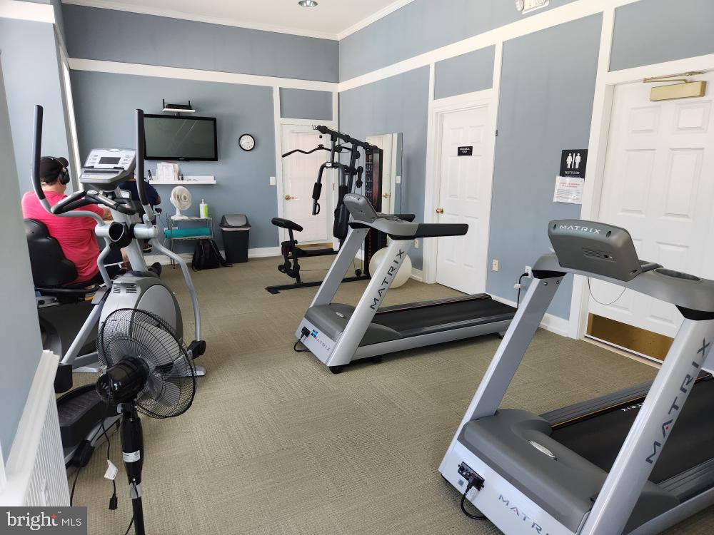 CARROLLS CREEK - Residential