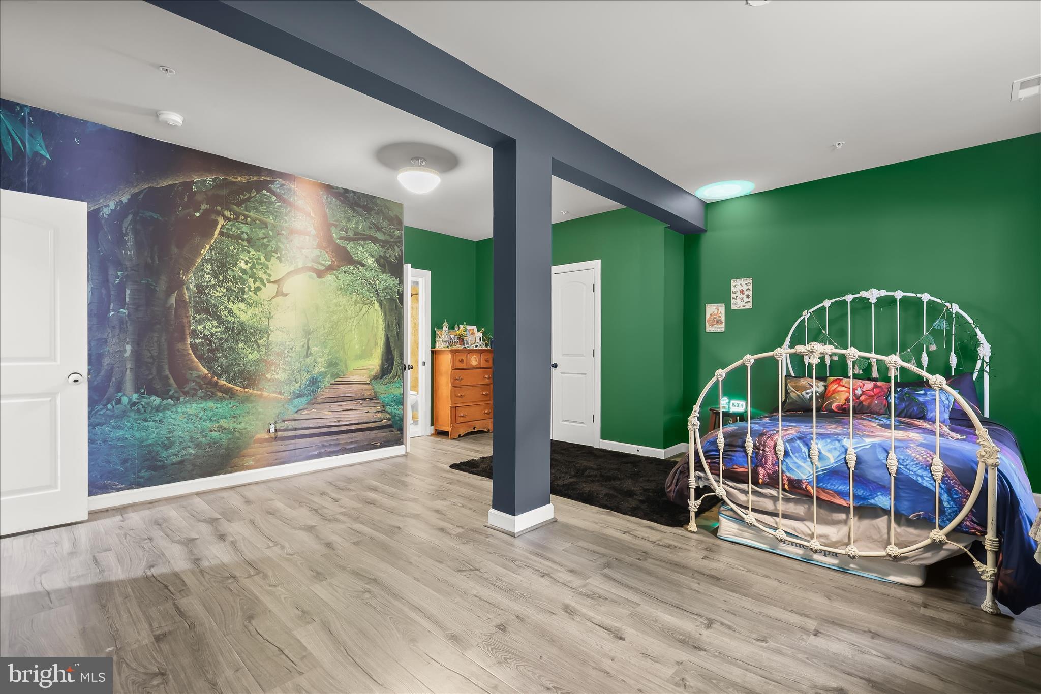 JARRETTSVILLE - Residential