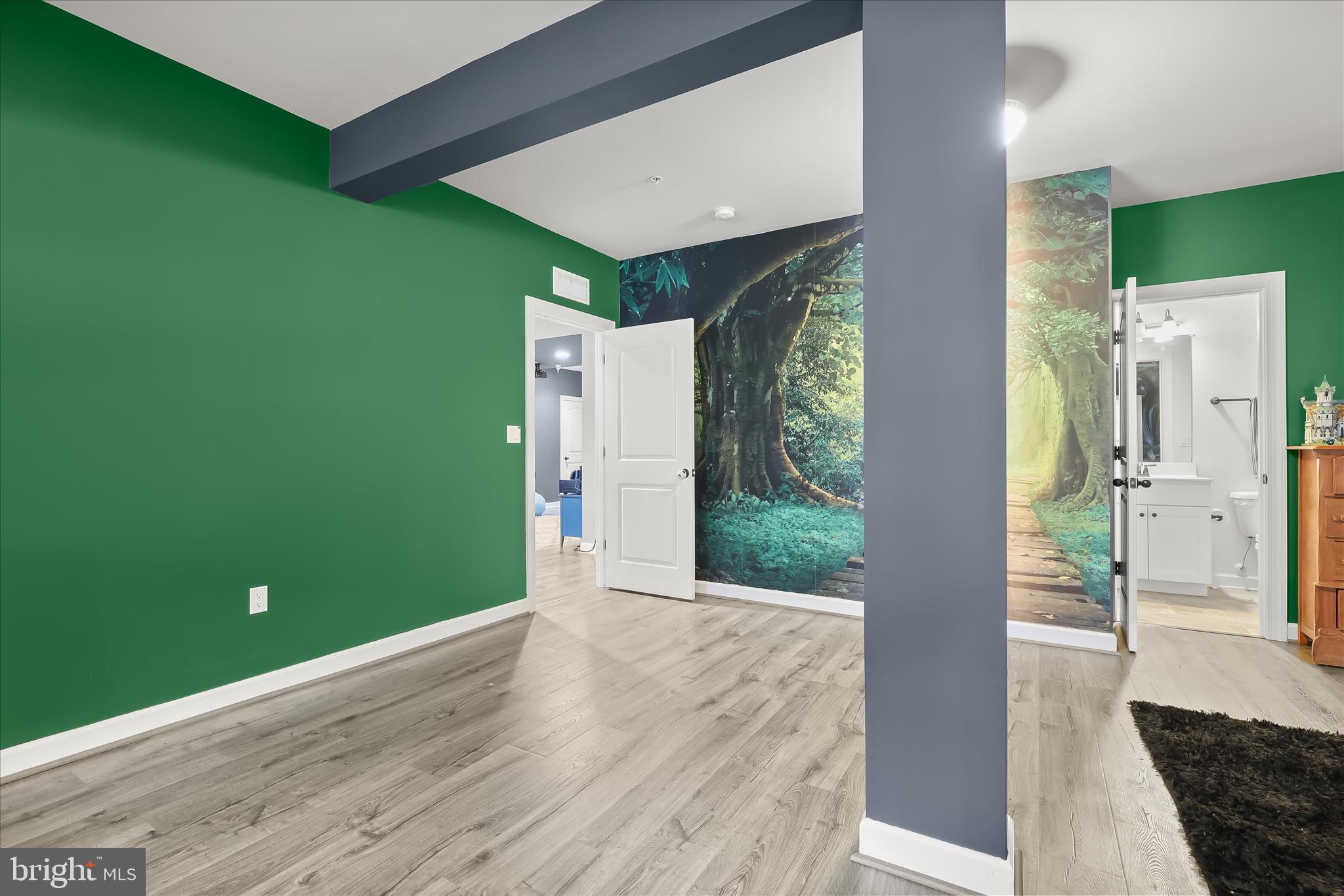 JARRETTSVILLE - Residential