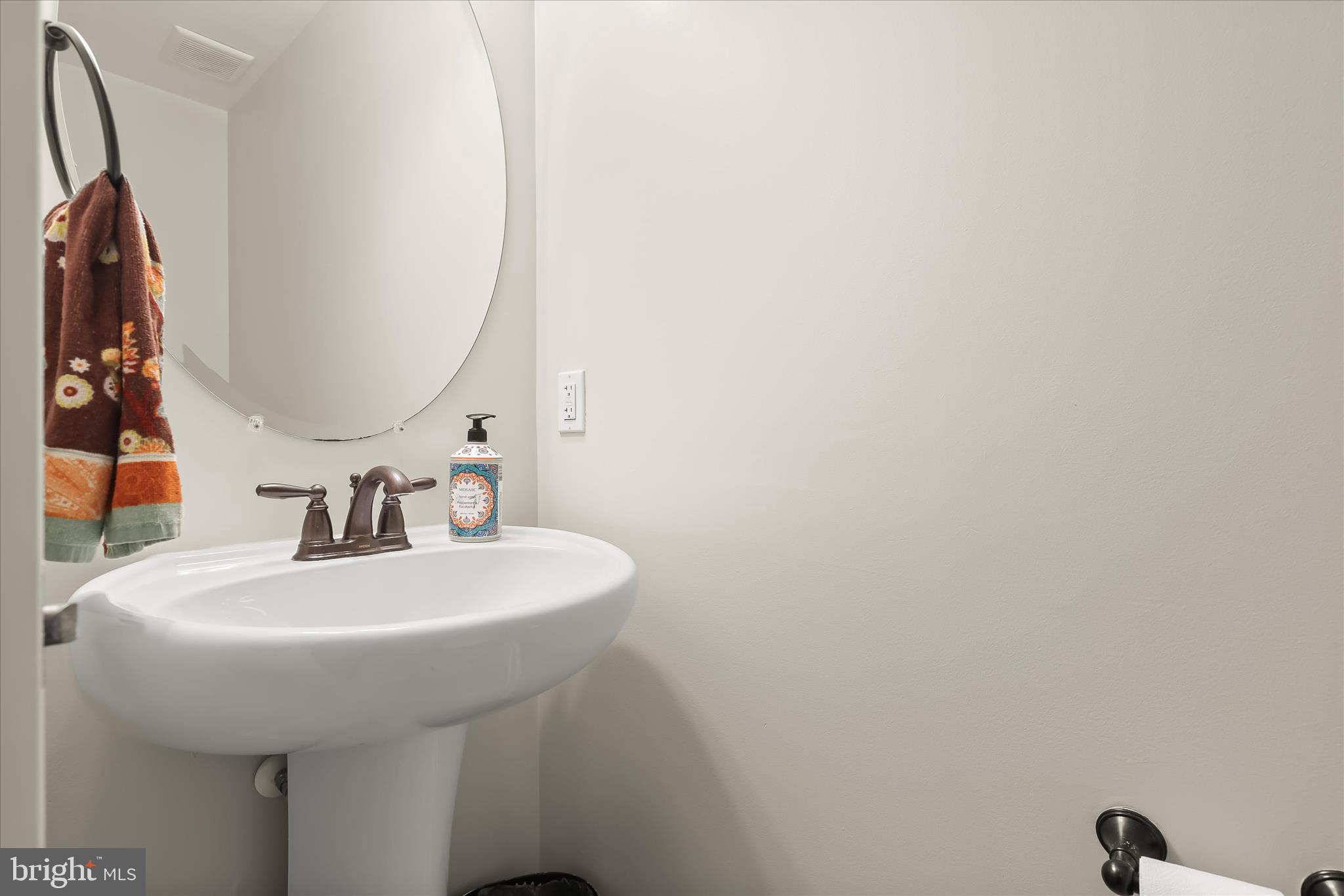 JARRETTSVILLE - Residential