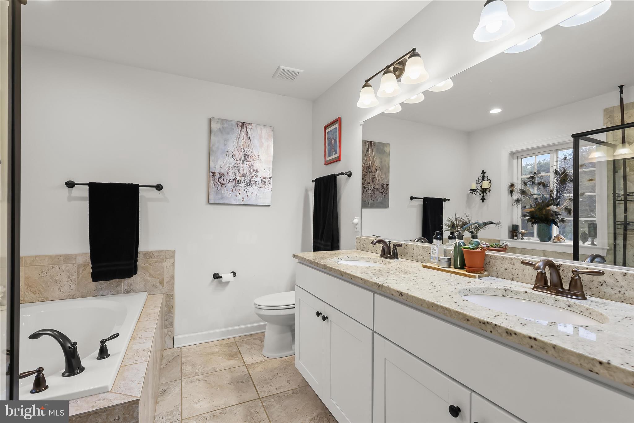 JARRETTSVILLE - Residential