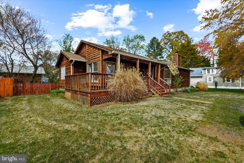 121 11TH STREET S COLONIAL BEACH VA 22443