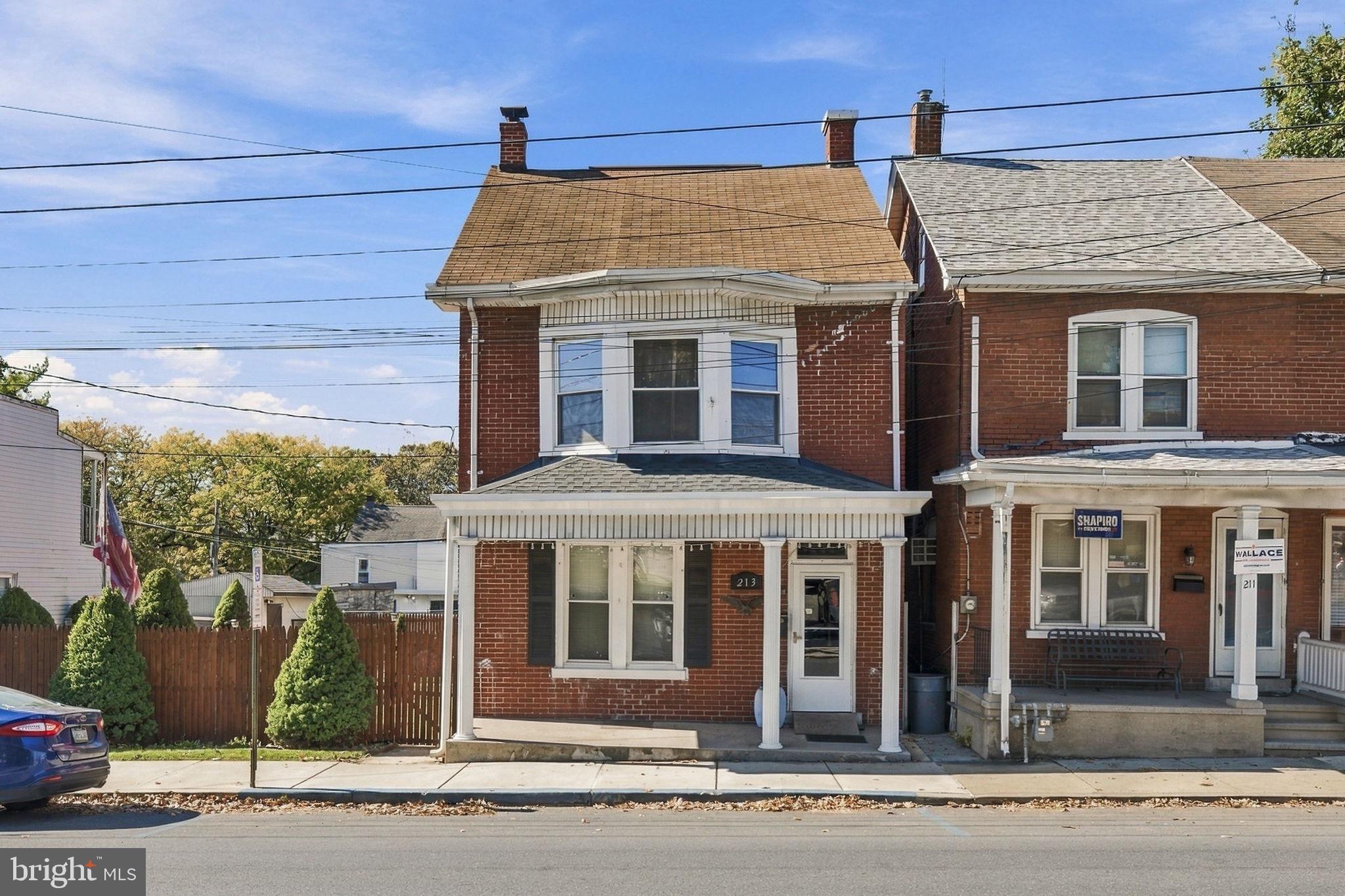 213 S 10TH STREET
