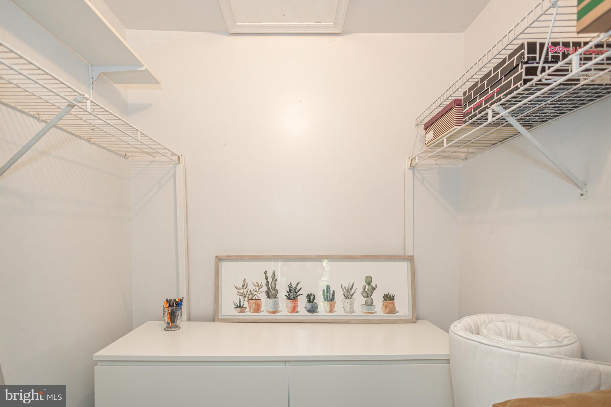 CROWN POINT - Residential