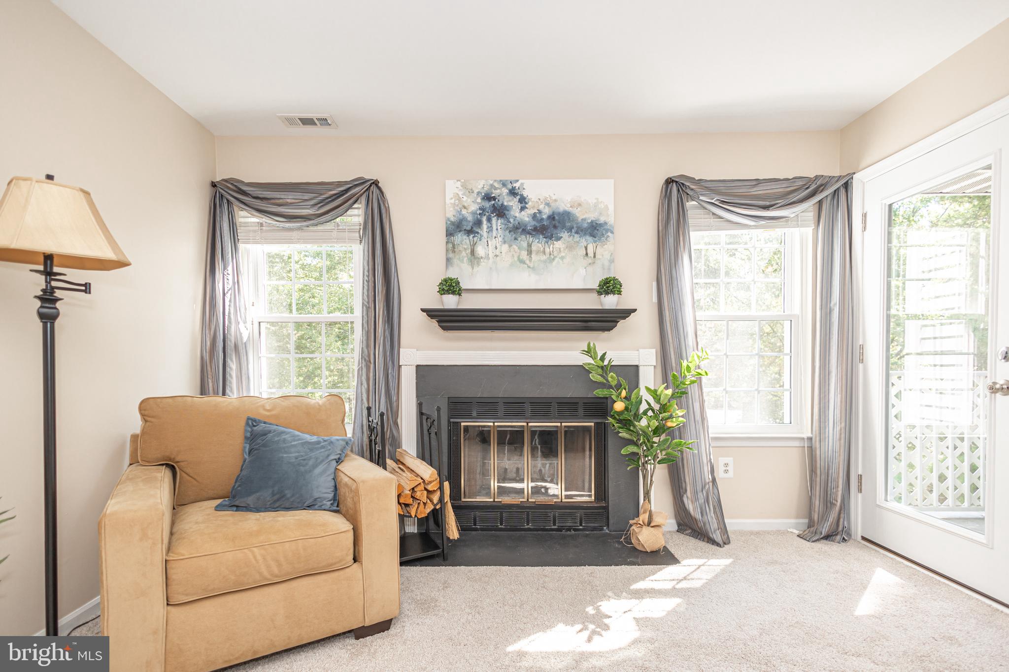 CROWN POINT - Residential