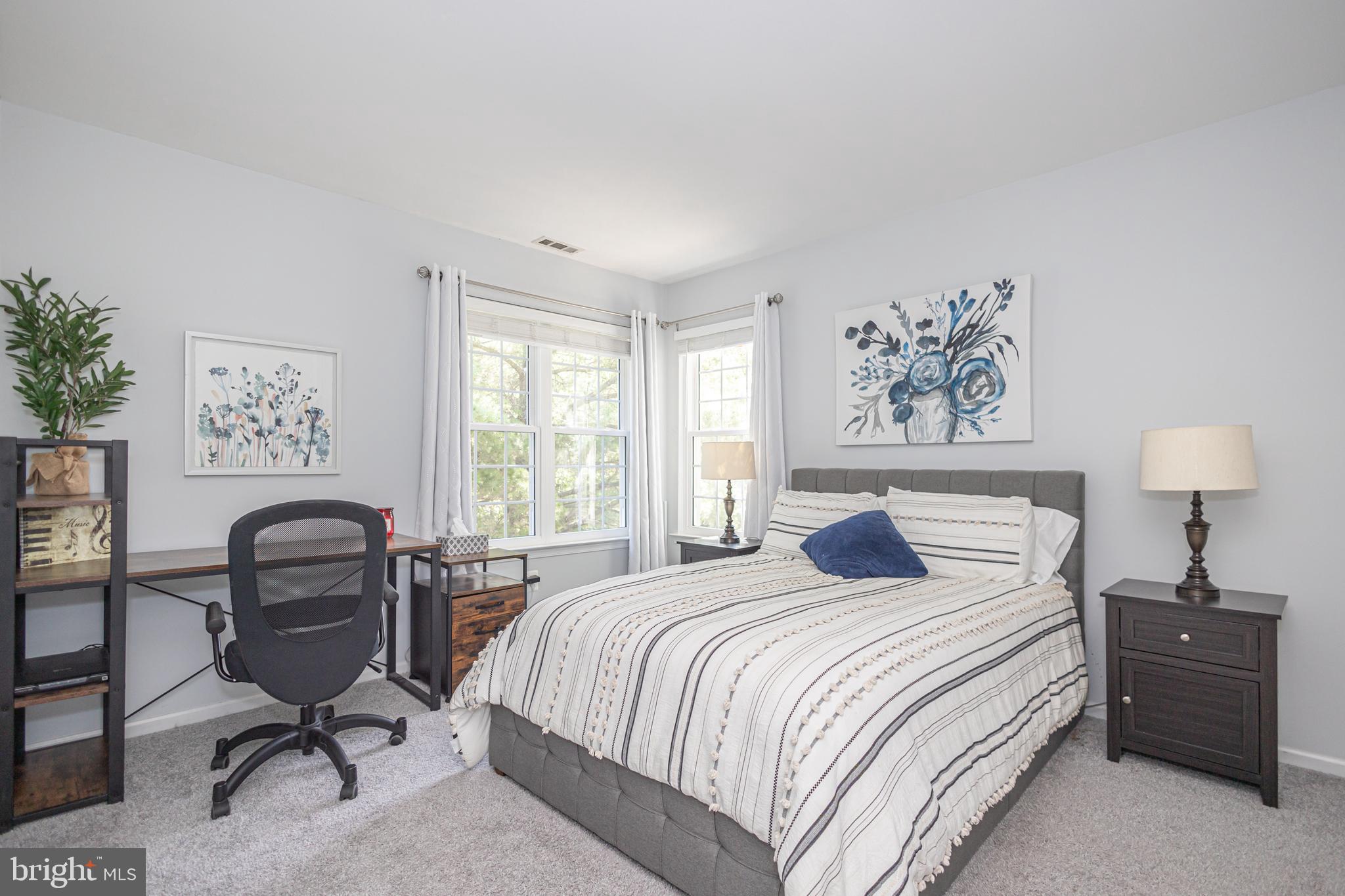 CROWN POINT - Residential