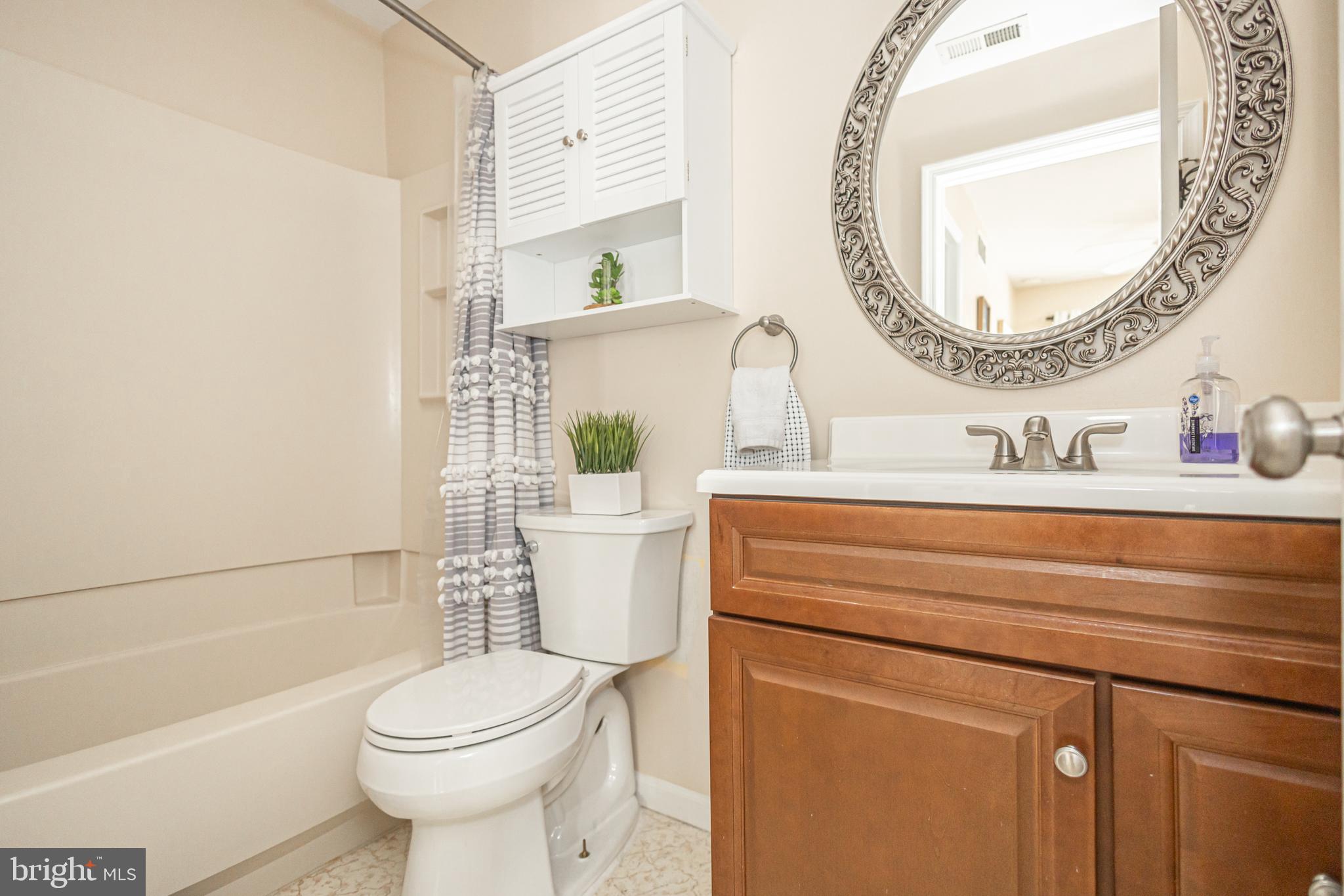 CROWN POINT - Residential