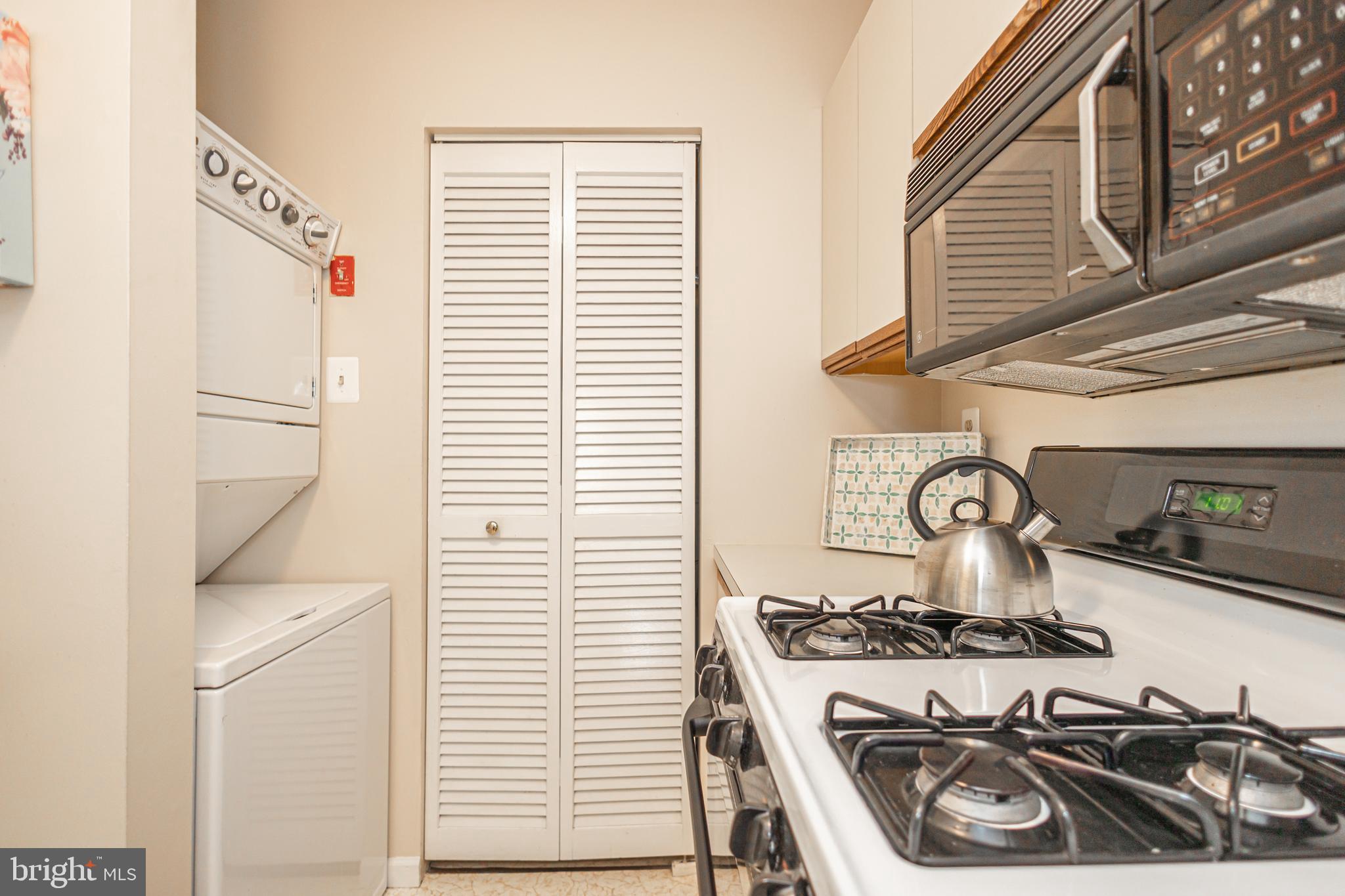 CROWN POINT - Residential