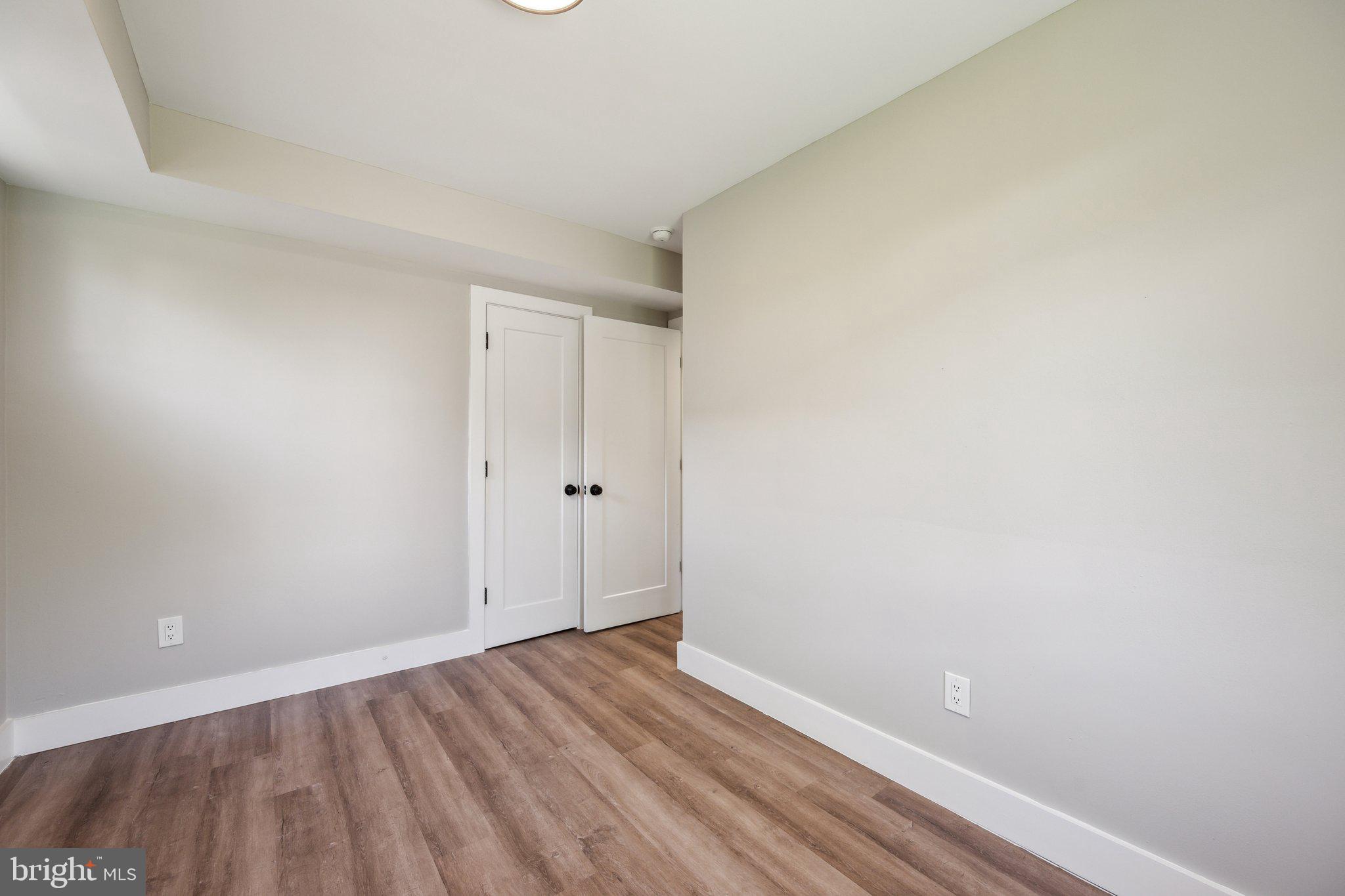 GLASSMANOR - Residential