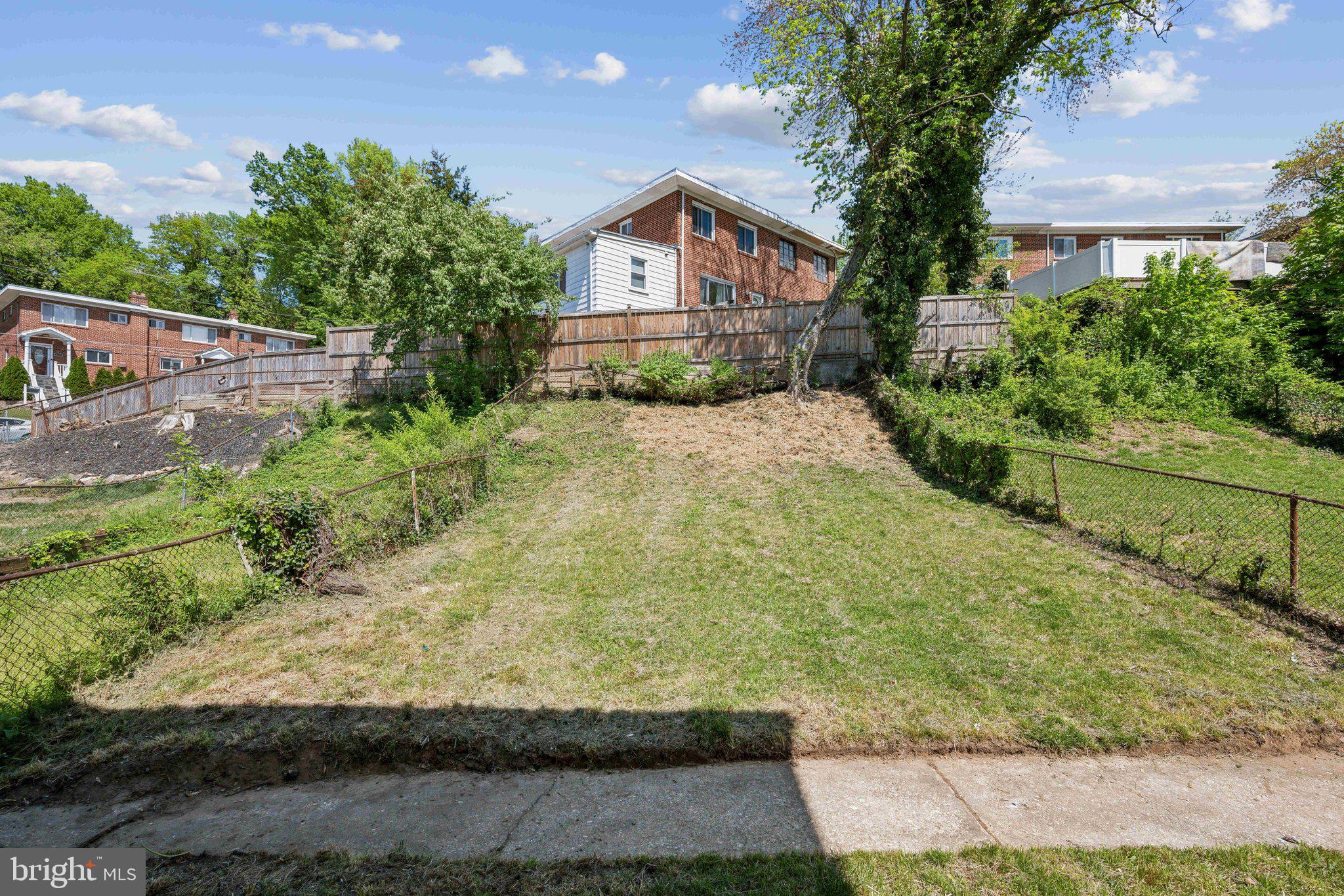 GLASSMANOR - Residential