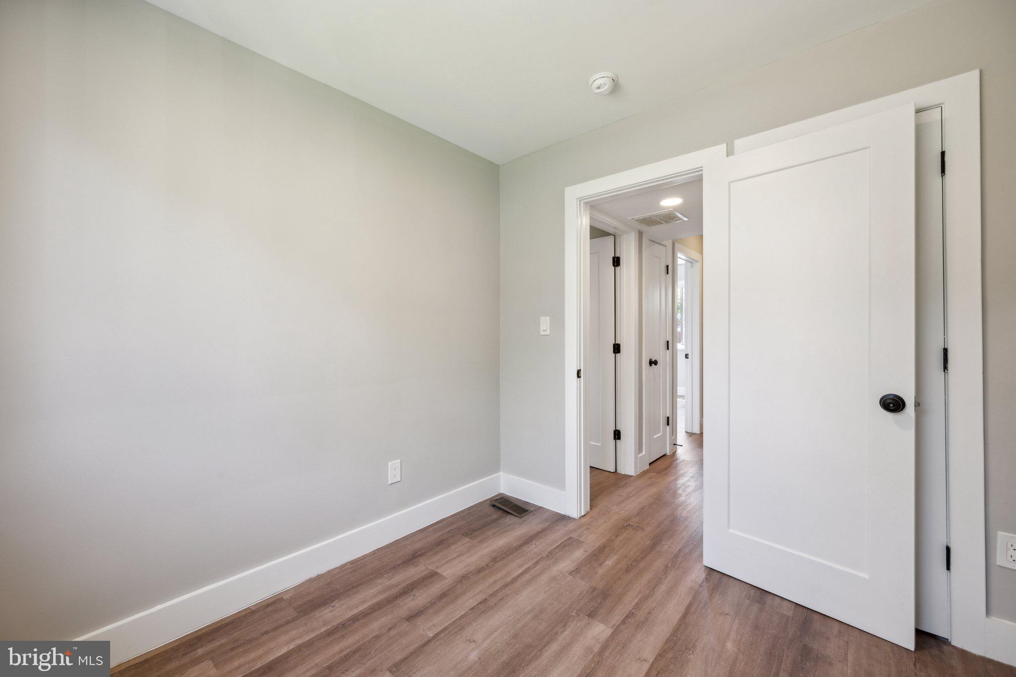 GLASSMANOR - Residential