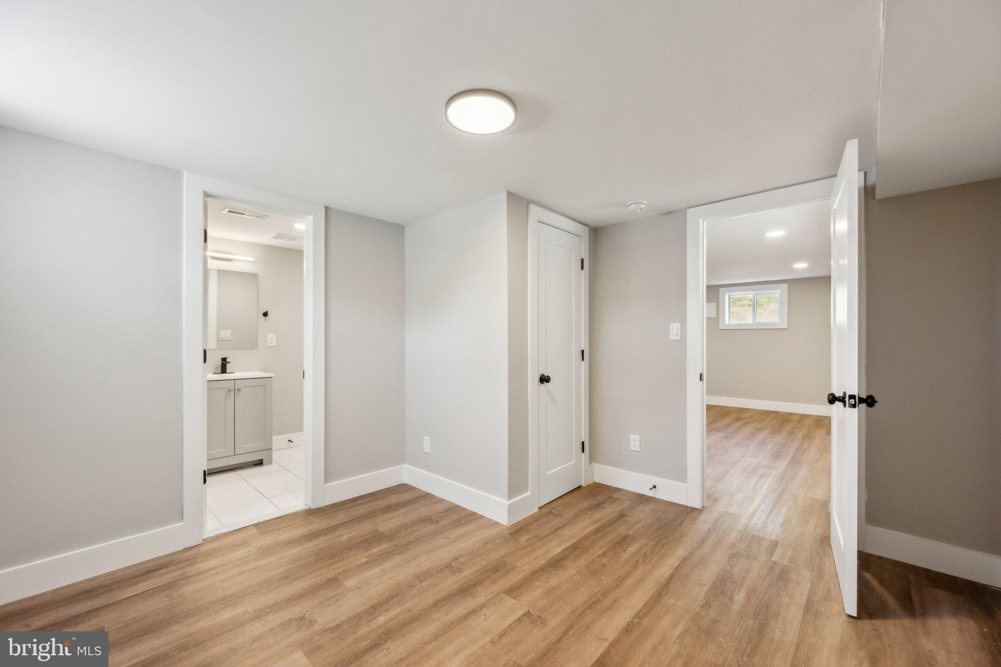 GLASSMANOR - Residential