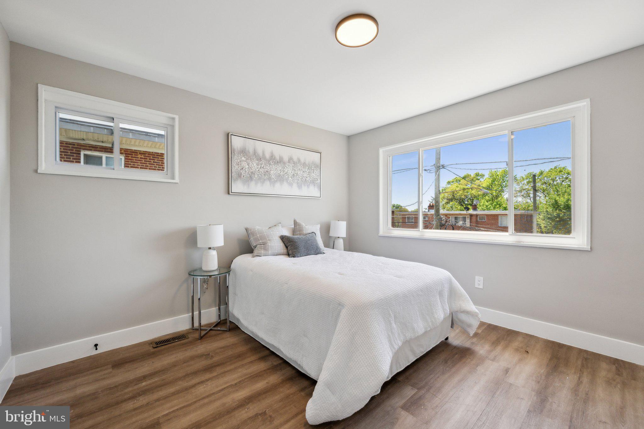 GLASSMANOR - Residential