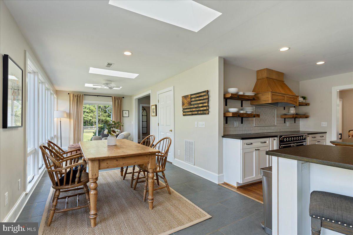 10551 WILLIS FORD ROAD