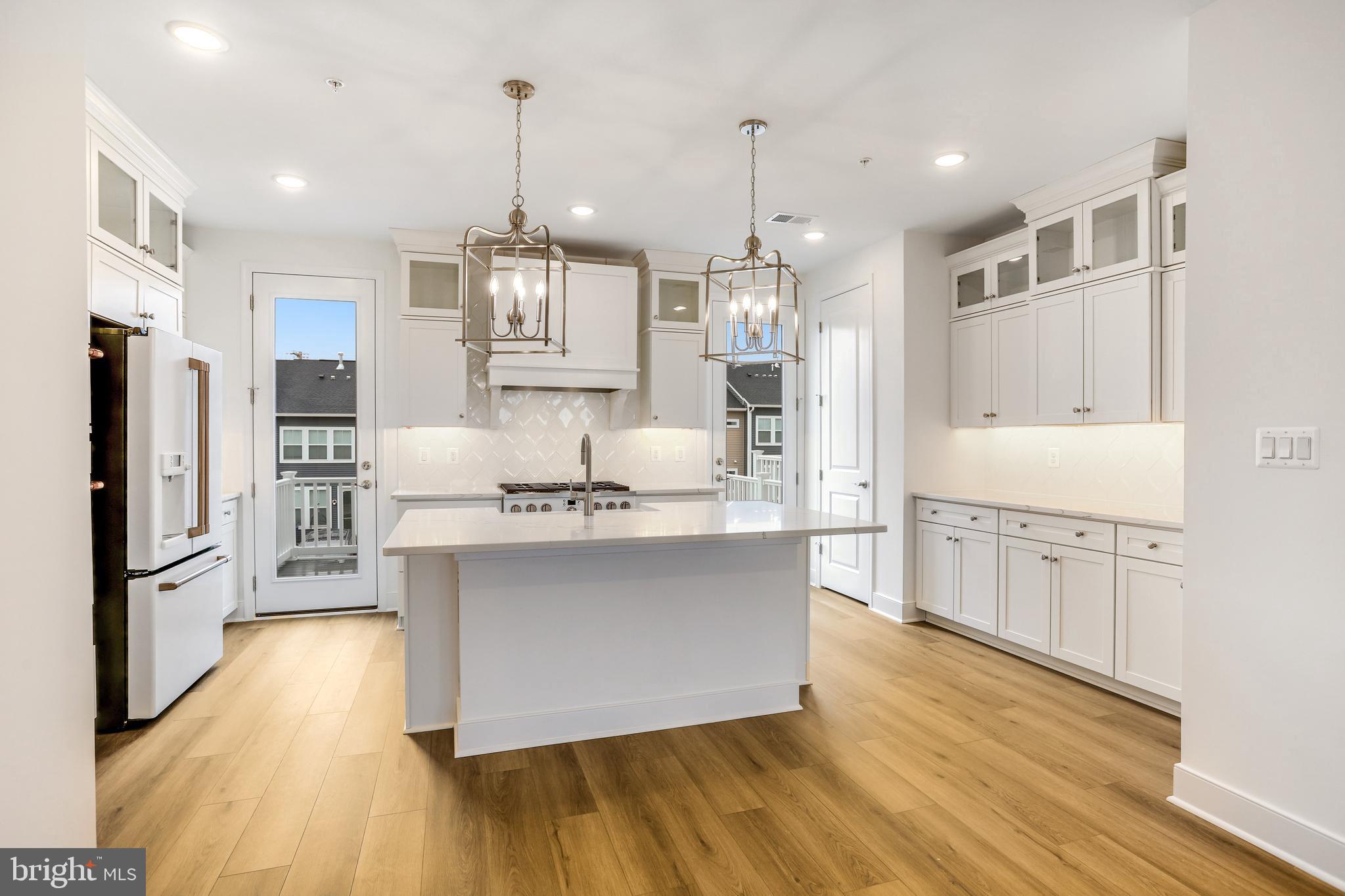 GAMBRILL GLENN - Residential