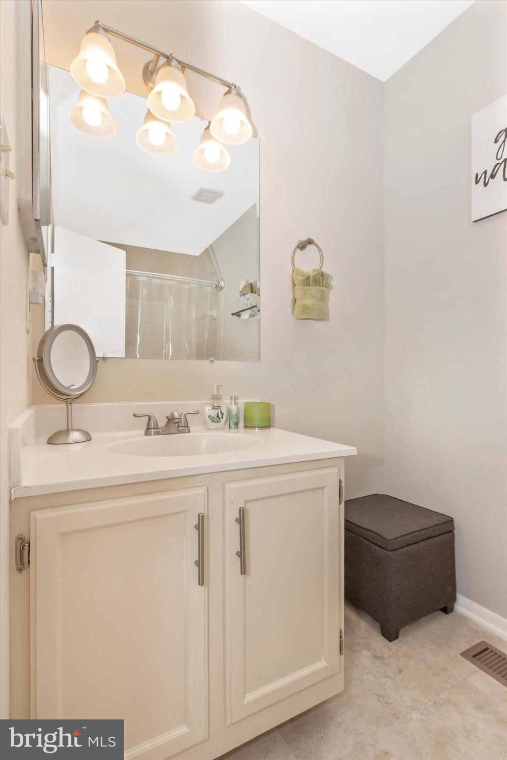 STKBRDGE AT TANGLWD COD - Residential