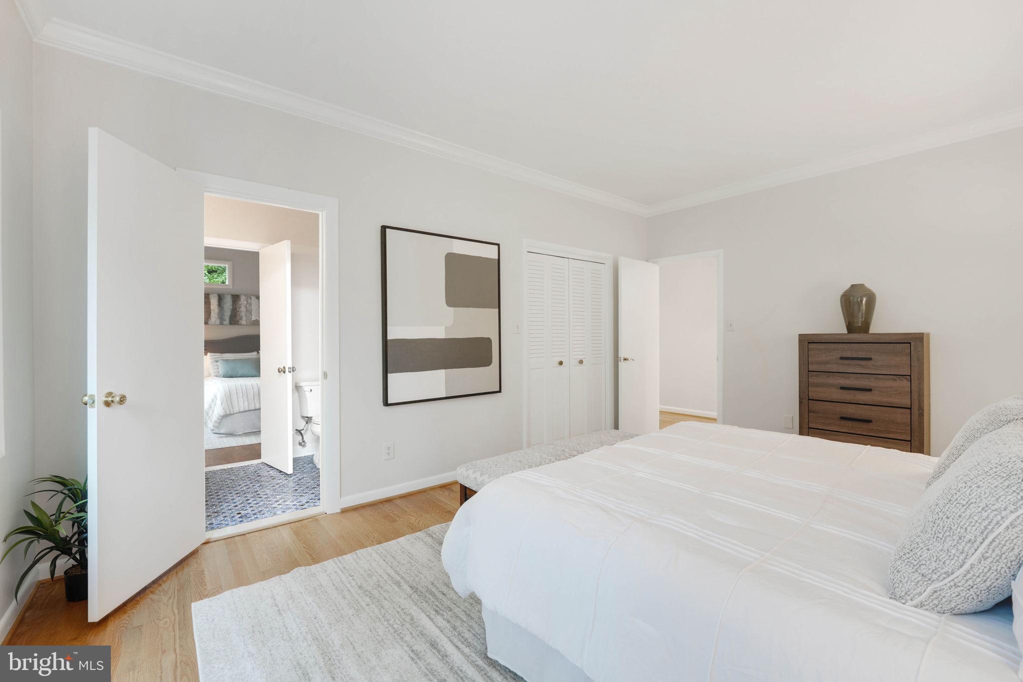 CHAIN BRIDGE FOREST - Residential