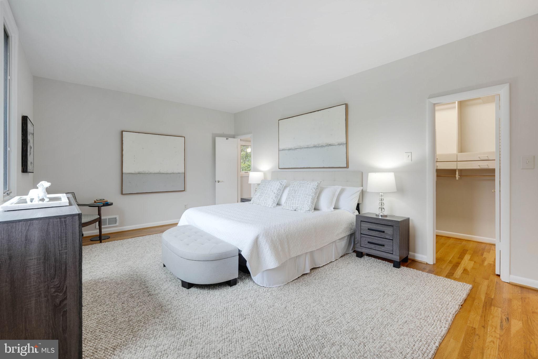 CHAIN BRIDGE FOREST - Residential