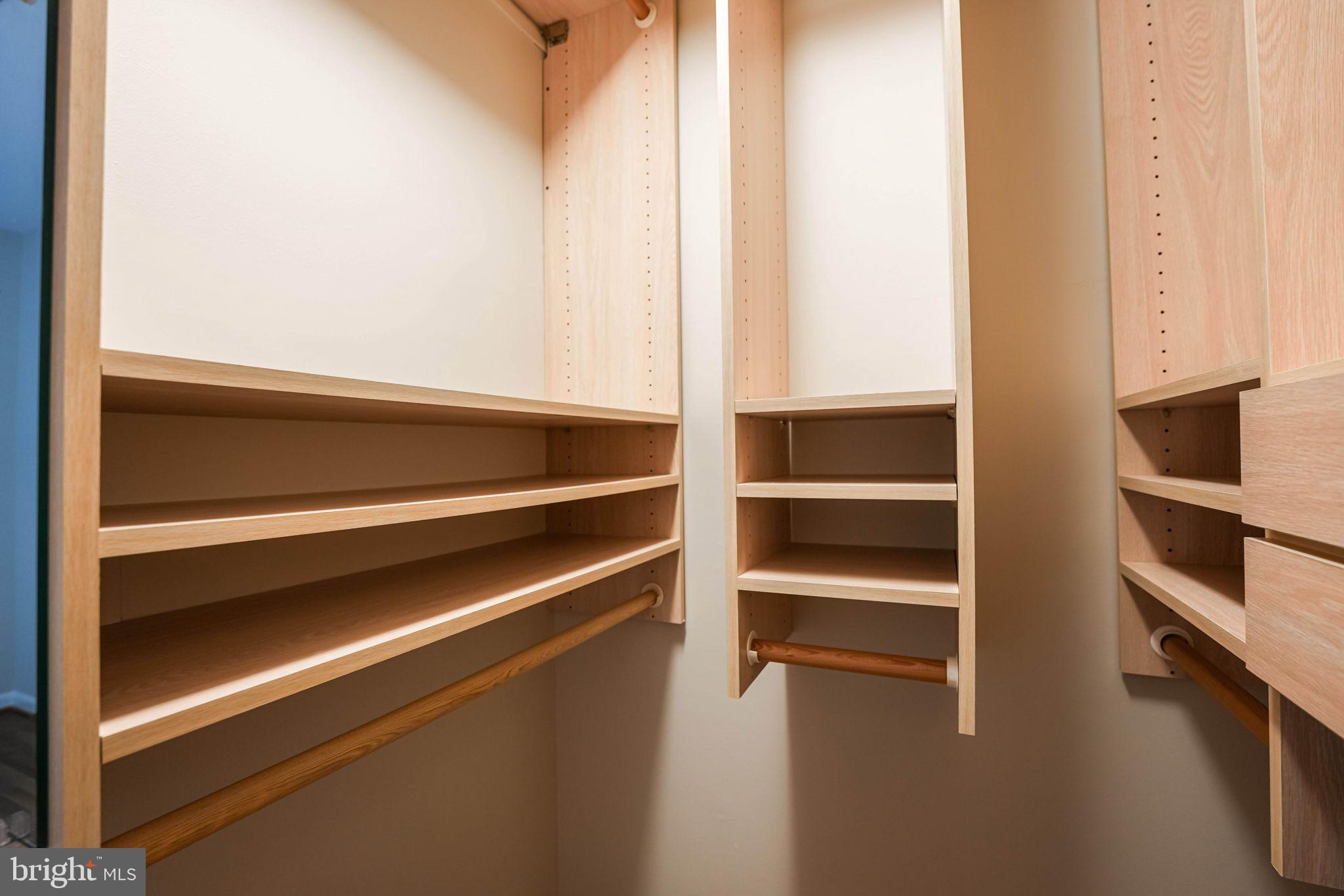 CHAIN BRIDGE FOREST - Residential