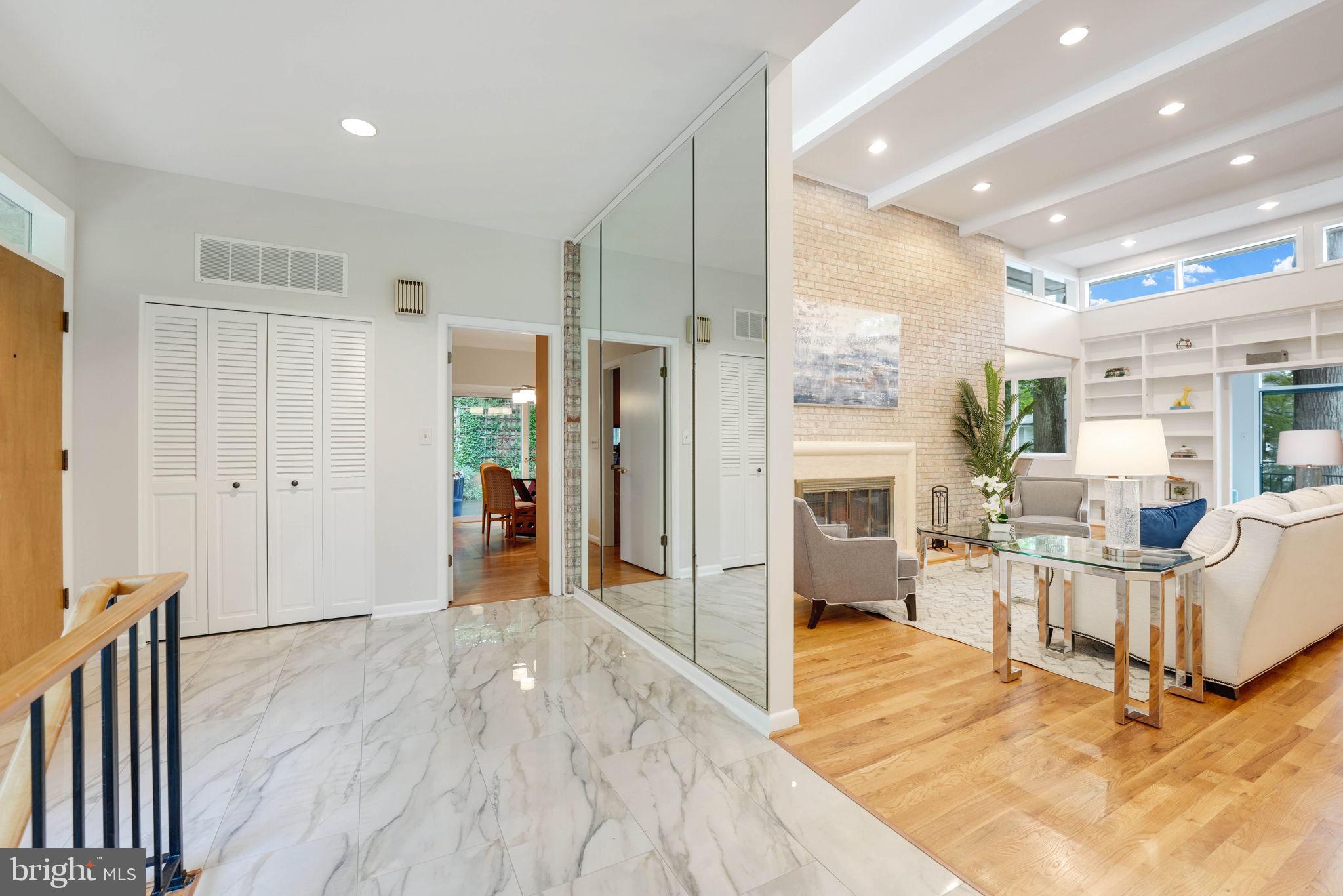 CHAIN BRIDGE FOREST - Residential