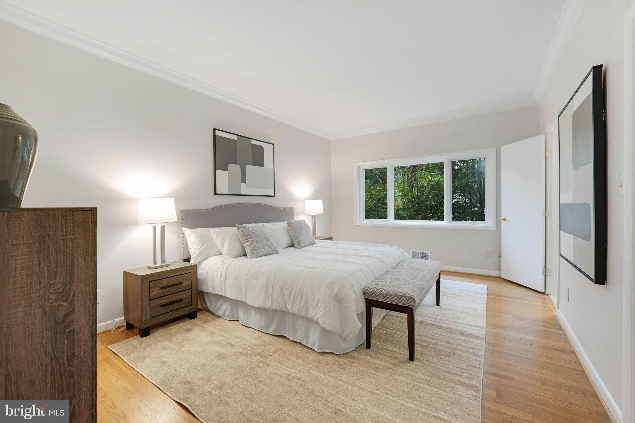 CHAIN BRIDGE FOREST - Residential