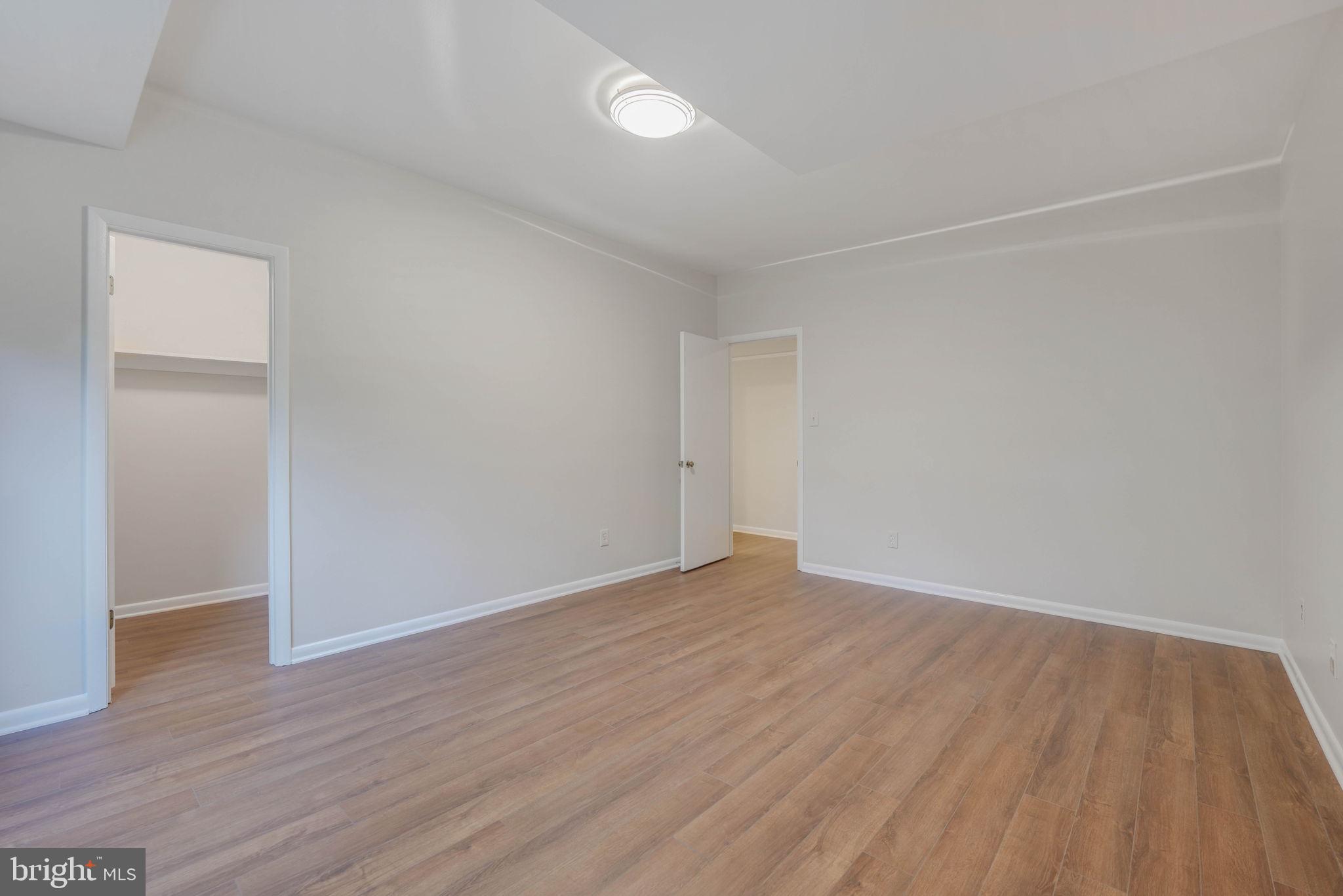 CHAIN BRIDGE FOREST - Residential