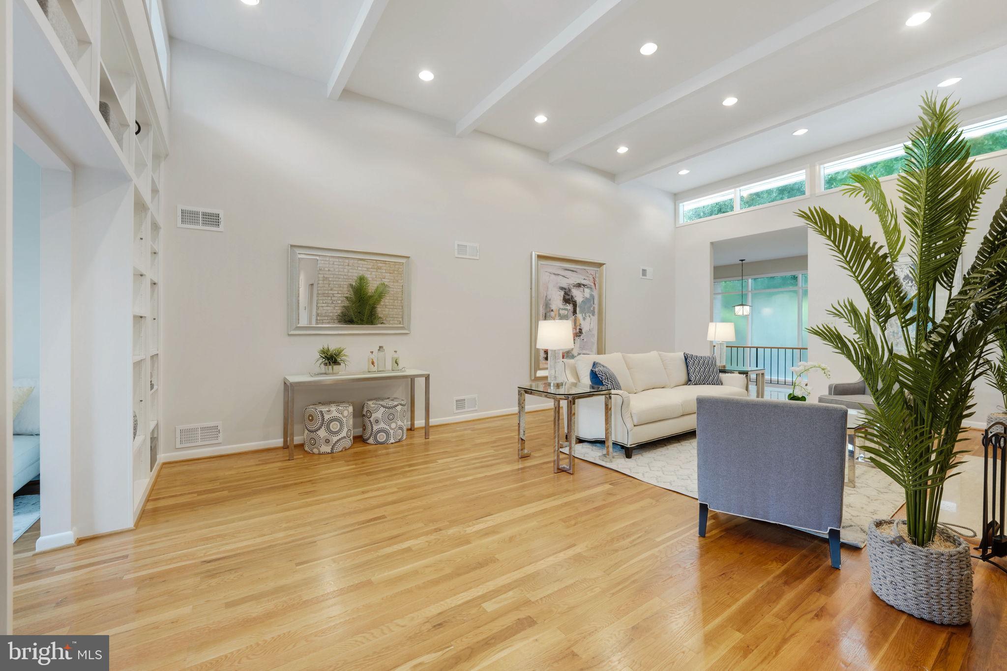 CHAIN BRIDGE FOREST - Residential