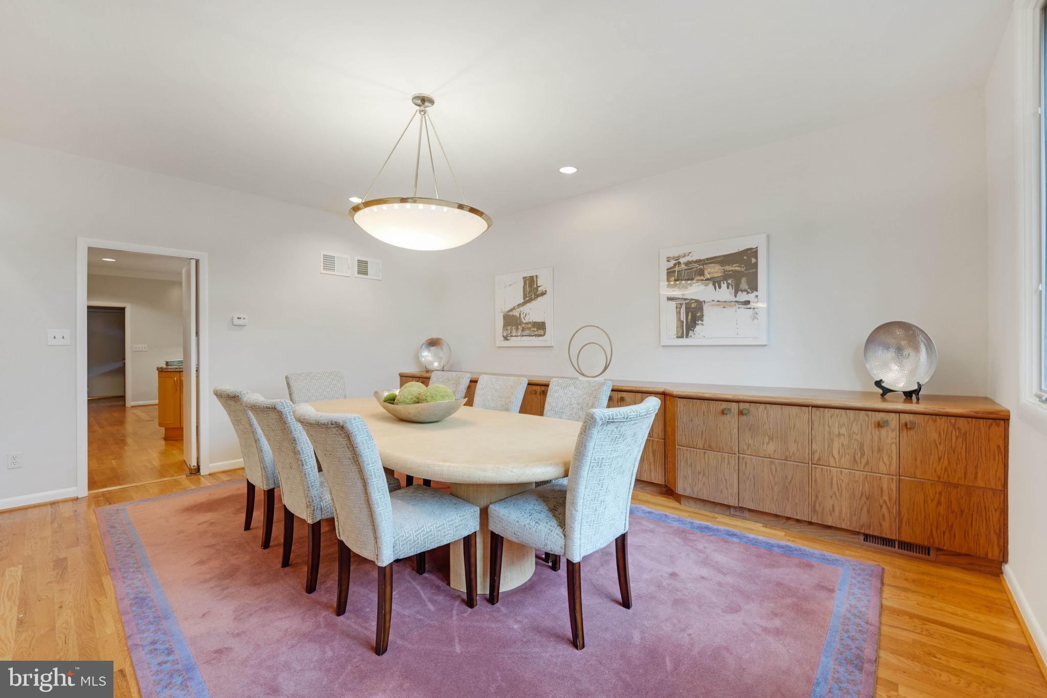 CHAIN BRIDGE FOREST - Residential