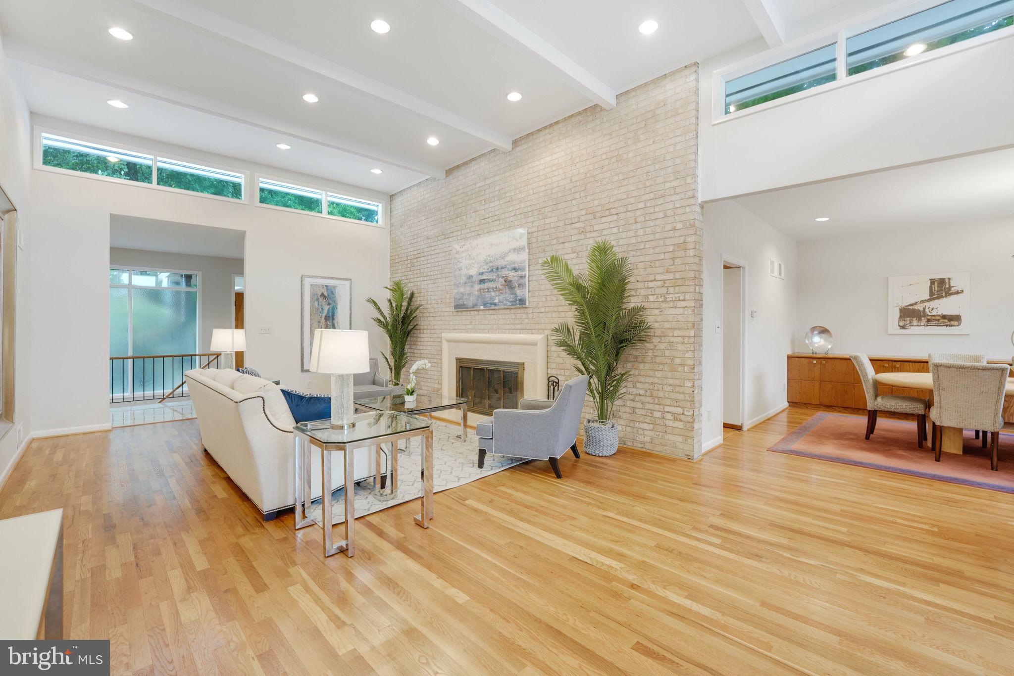 CHAIN BRIDGE FOREST - Residential